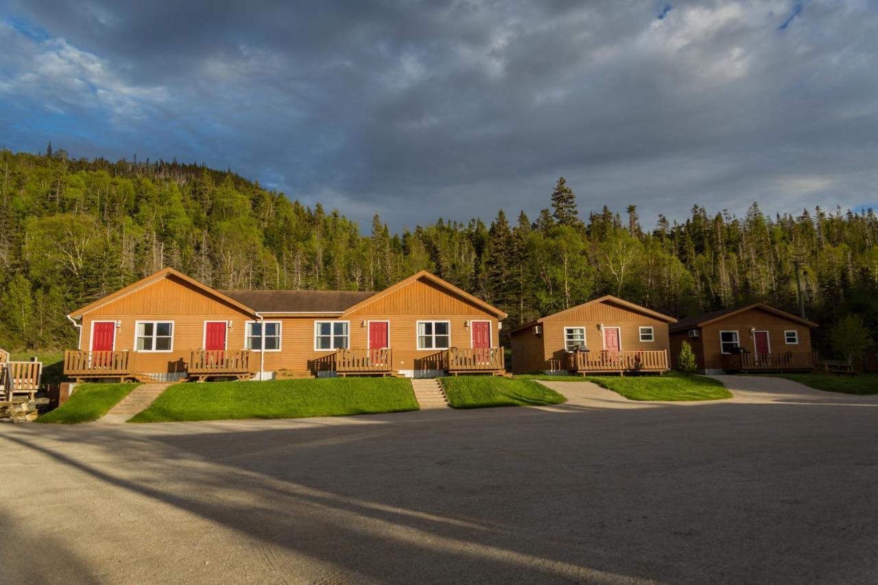 Middle Brook Cottages & Chalets Glenburnie Exterior photo