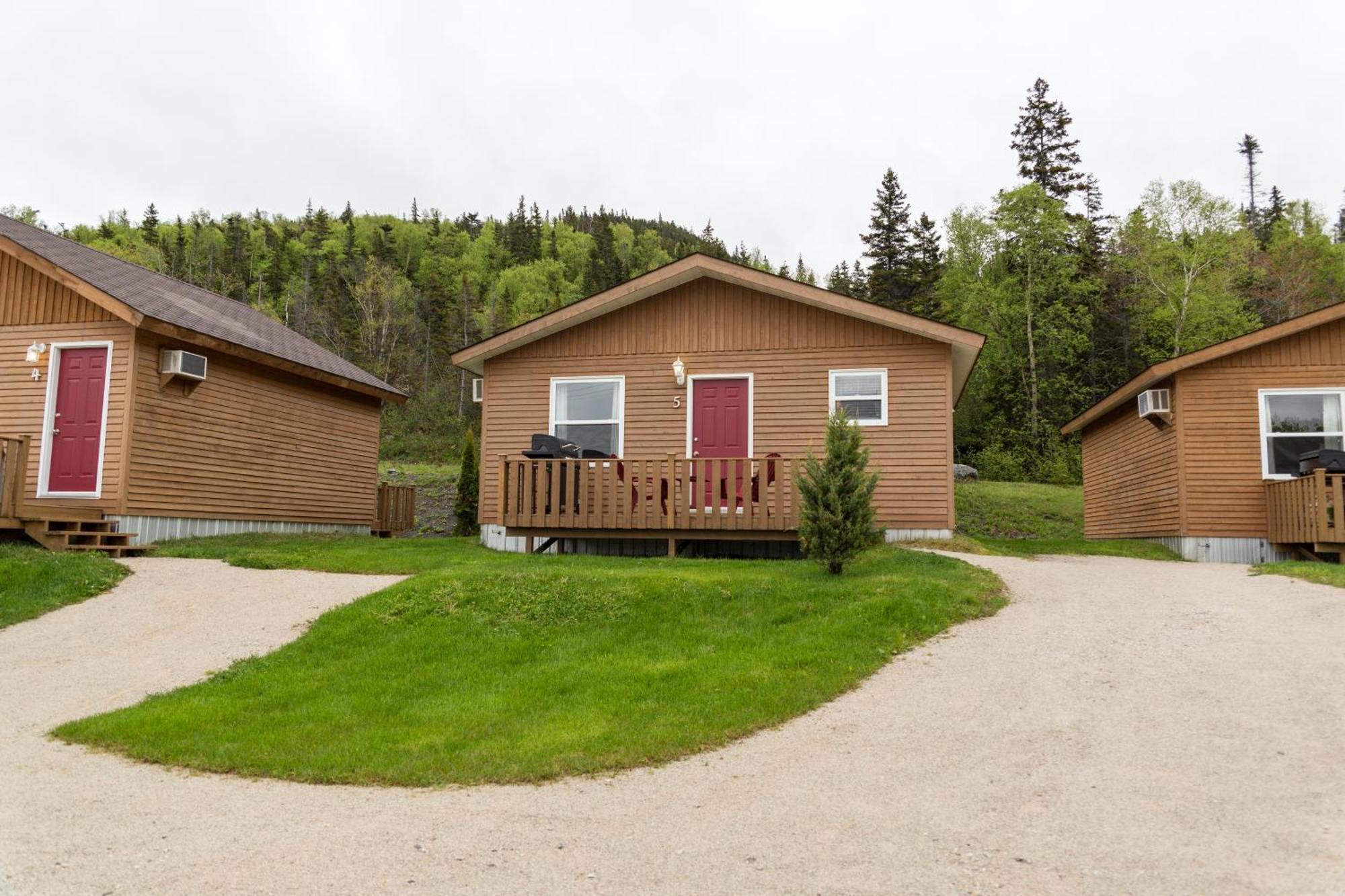 Middle Brook Cottages & Chalets Glenburnie Room photo