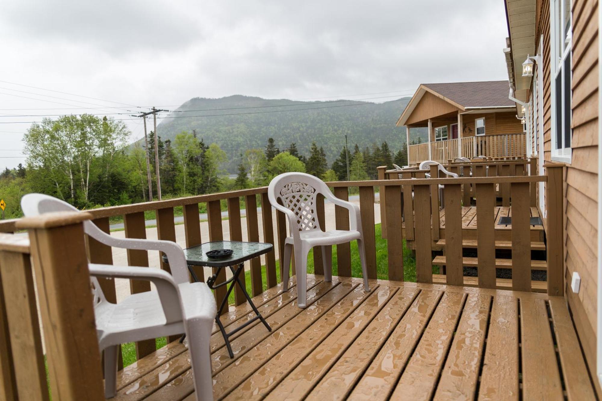 Middle Brook Cottages & Chalets Glenburnie Room photo