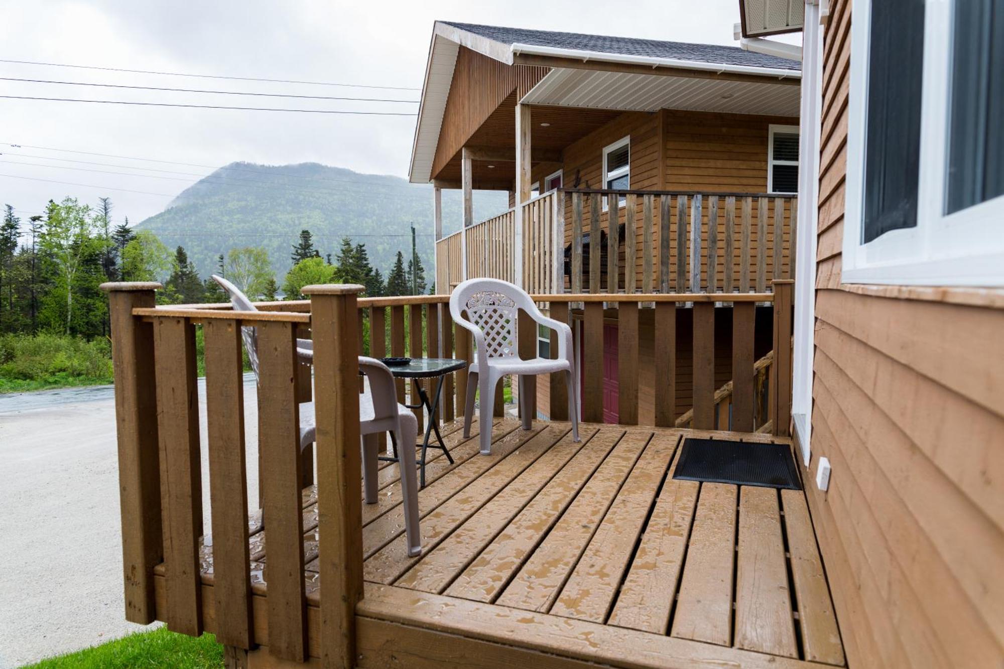 Middle Brook Cottages & Chalets Glenburnie Room photo